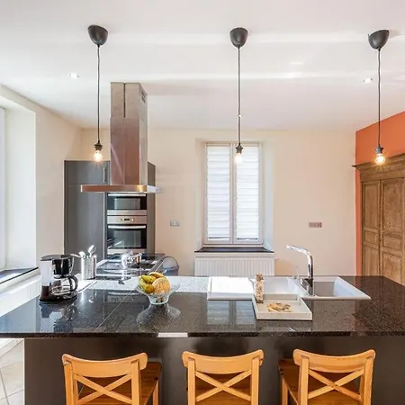 Ferienhaus A Fleur De L'eau Blanche De Caractere Chimay