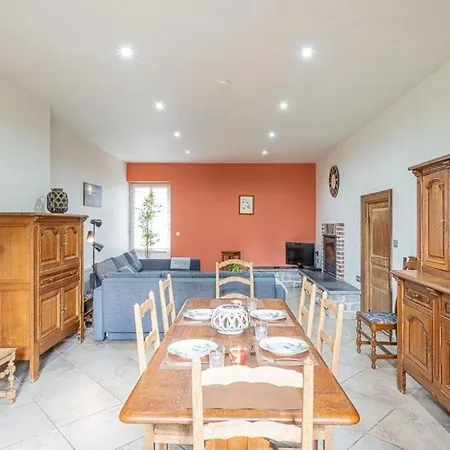 A Fleur De L'eau Blanche De Caractere Chimay