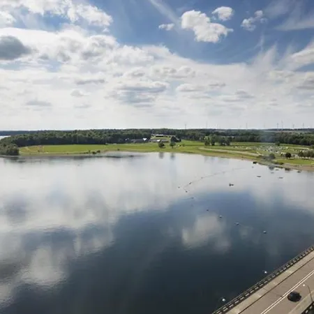 Ferienhaus A Fleur De L'eau Blanche De Caractere *