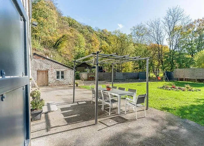 A Fleur De L'eau Blanche De Caractere Ferienhaus *