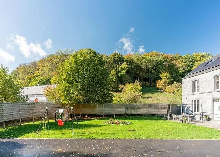 A Fleur De L'eau Blanche De Caractere Ferienhaus