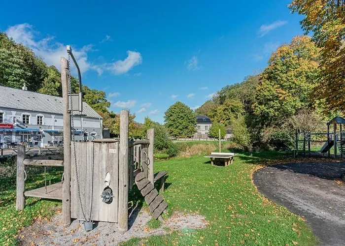 A Fleur De L'eau Blanche De Caractere Ferienhaus Chimay